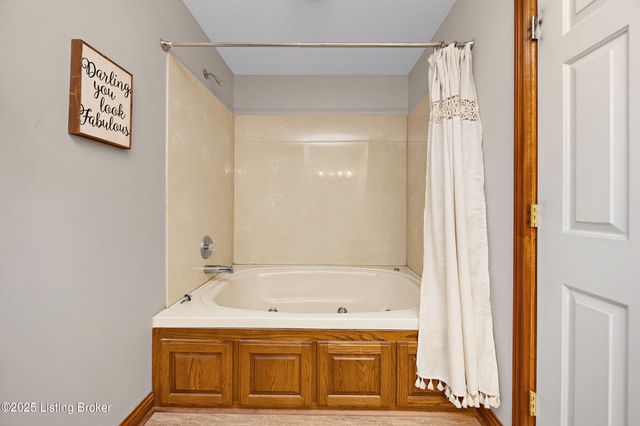 260 Durbin Ln, Coxs Creek, KY 40013