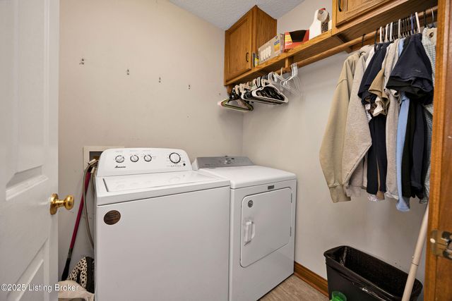 260 Durbin Ln, Coxs Creek, KY 40013