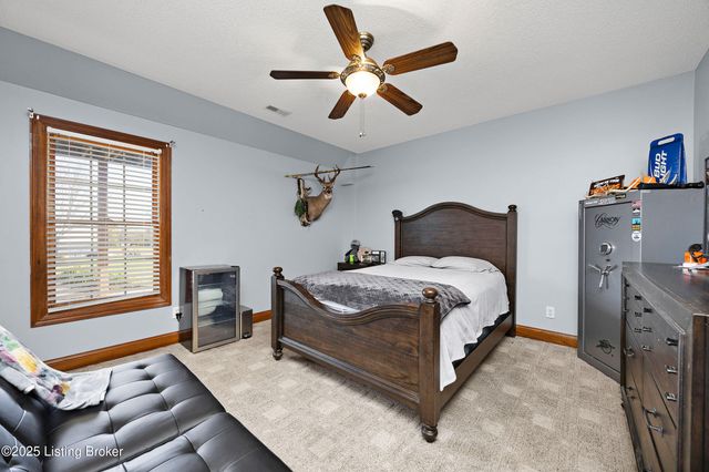 260 Durbin Ln, Coxs Creek, KY 40013