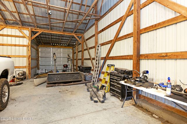 260 Durbin Ln, Coxs Creek, KY 40013