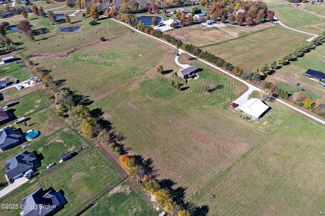 260 Durbin Ln, Coxs Creek, KY 40013