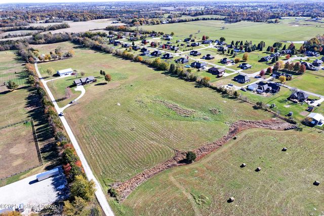 260 Durbin Ln, Coxs Creek, KY 40013