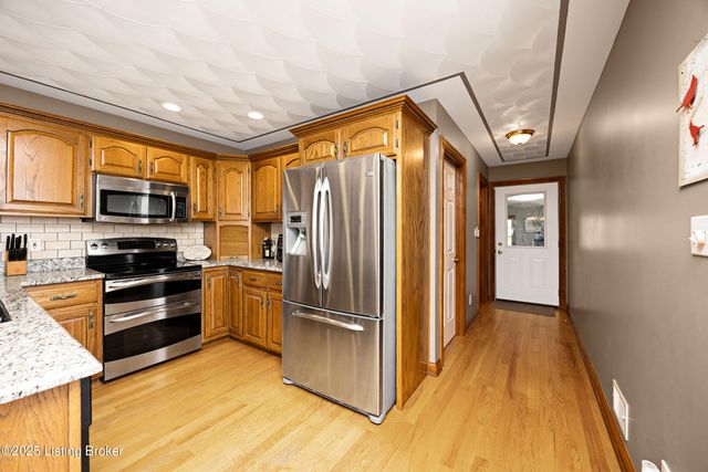 260 Durbin Ln, Coxs Creek, KY 40013