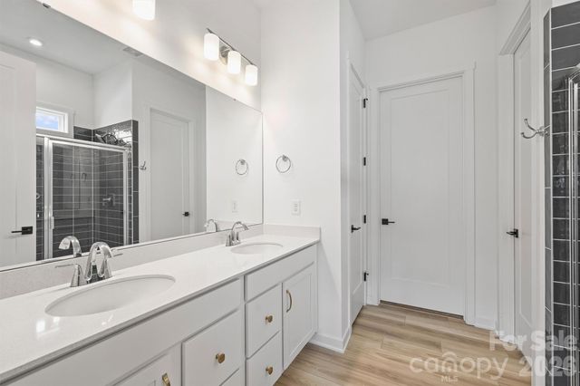 8044 Brookbank Drive, Charlotte, NC 28269