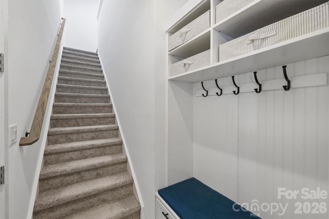 8044 Brookbank Drive, Charlotte, NC 28269