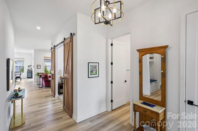 8044 Brookbank Drive, Charlotte, NC 28269