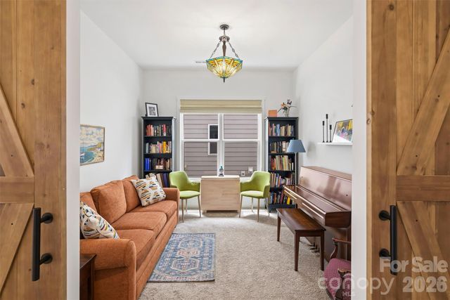 8044 Brookbank Drive, Charlotte, NC 28269