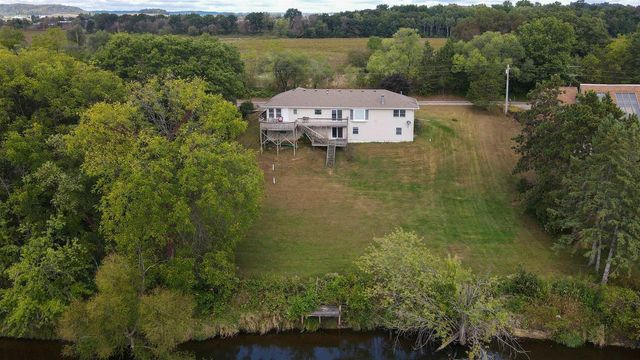 20343 Effigy Mounds Lane, Muscoda, WI 53573