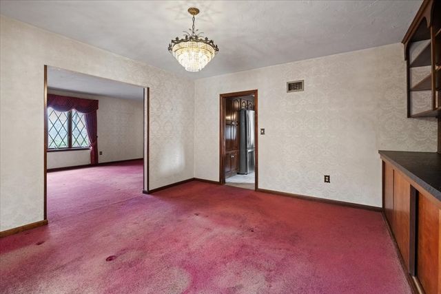 6 Pheasant Hill St, Westwood, MA 02090