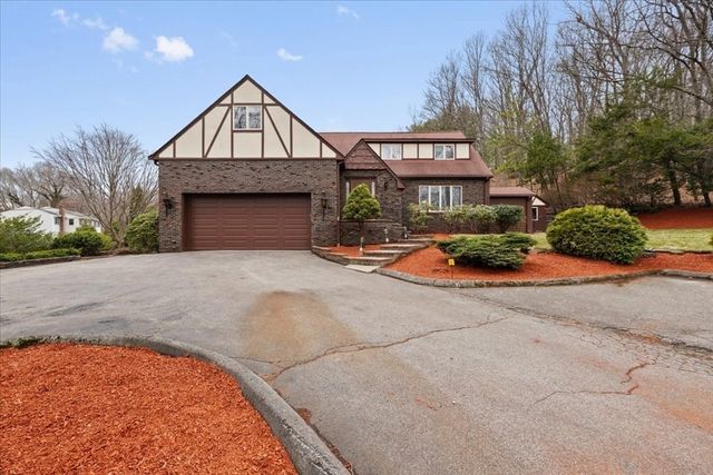 6 Pheasant Hill St, Westwood, MA 02090