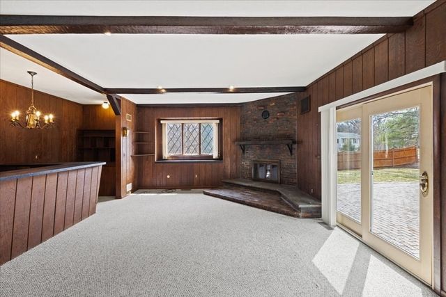 6 Pheasant Hill St, Westwood, MA 02090