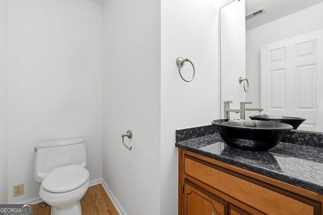 1645 Chase Ridge Lane, Lawrenceville, GA 30043