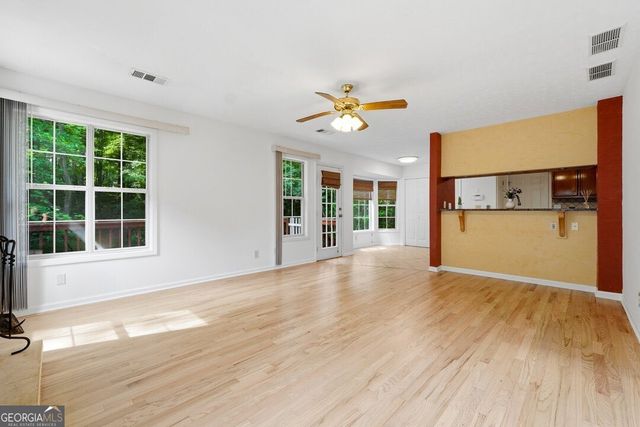 1645 Chase Ridge Lane, Lawrenceville, GA 30043
