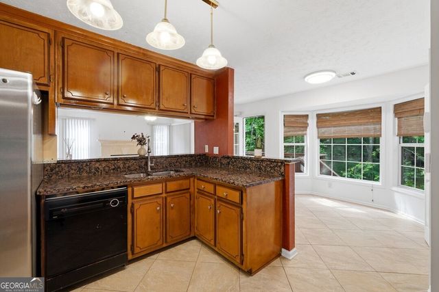 1645 Chase Ridge Lane, Lawrenceville, GA 30043