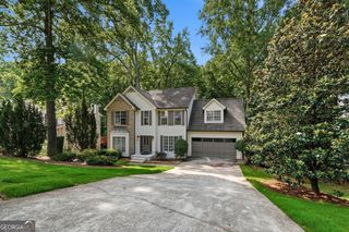 1645 Chase Ridge Lane, Lawrenceville, GA 30043