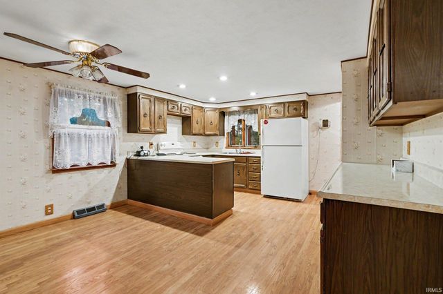 26727 Parkview Avenue, Elkhart, IN 46514