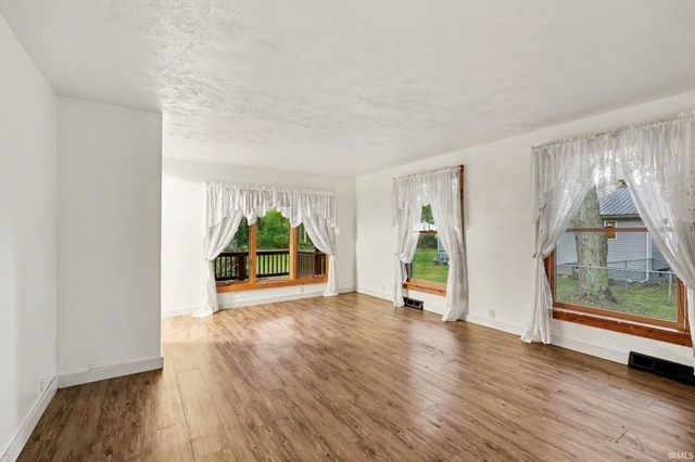 26727 Parkview Avenue, Elkhart, IN 46514