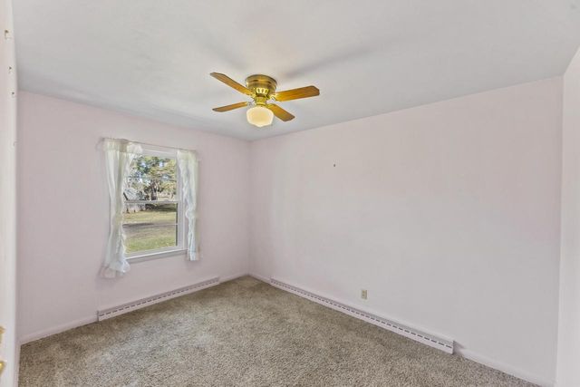 N68W29376 Hartling ROAD, Hartland, WI 53029