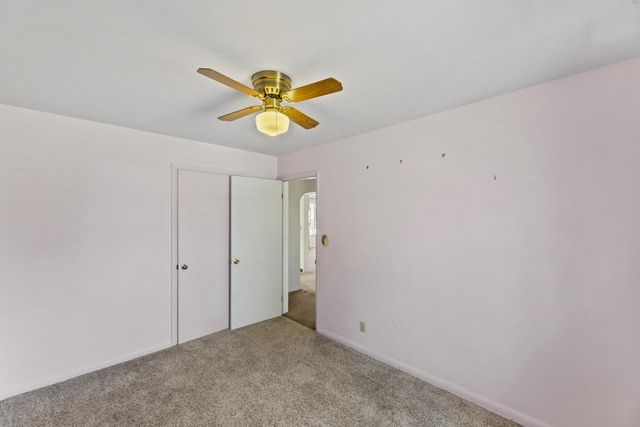 N68W29376 Hartling ROAD, Hartland, WI 53029