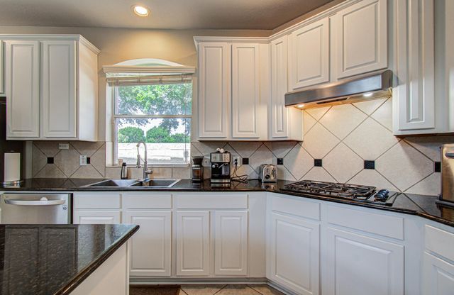 26427 Sagewood Forest Drive, Katy, TX 77494