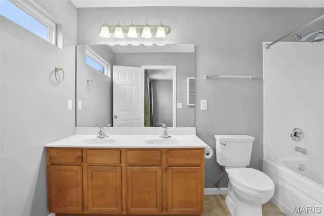 6845 Manchester Drive, Maryville, IL 62062