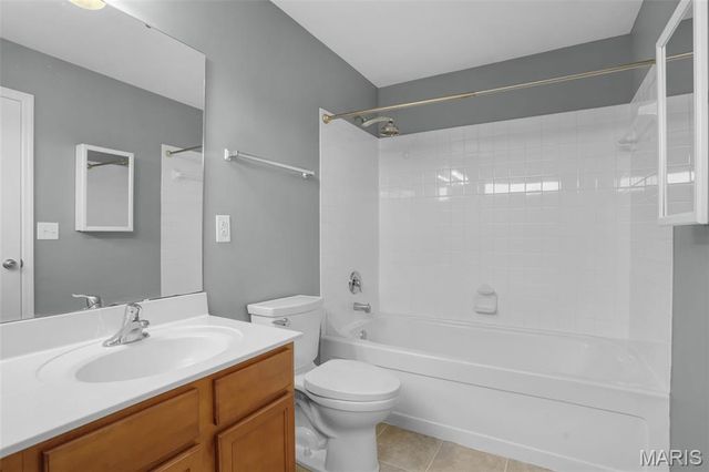 6845 Manchester Drive, Maryville, IL 62062