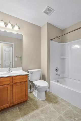 6845 Manchester Drive, Maryville, IL 62062