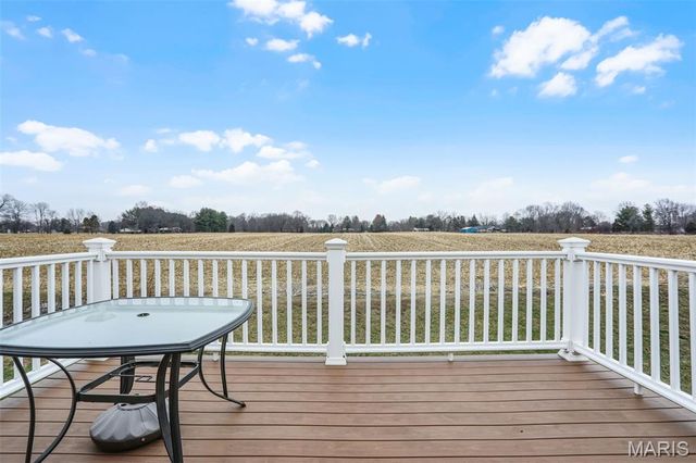 6845 Manchester Drive, Maryville, IL 62062