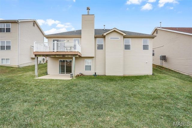 6845 Manchester Drive, Maryville, IL 62062