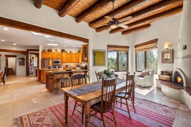 61 Paseo del Antilope, Santa Fe, NM 87506