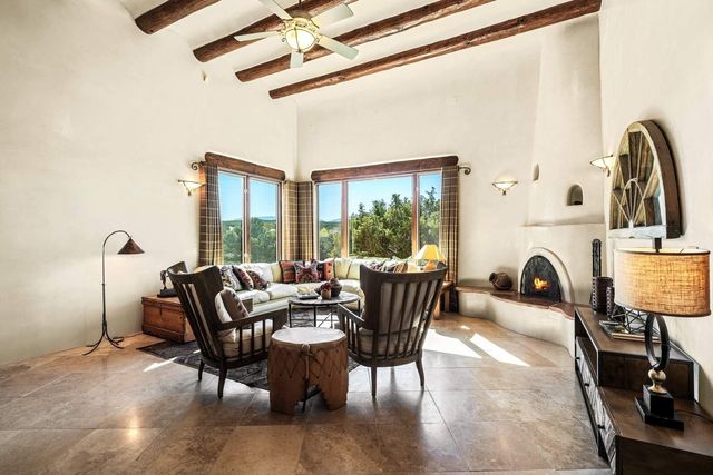 61 Paseo del Antilope, Santa Fe, NM 87506