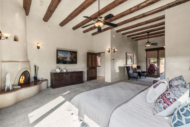 61 Paseo del Antilope, Santa Fe, NM 87506