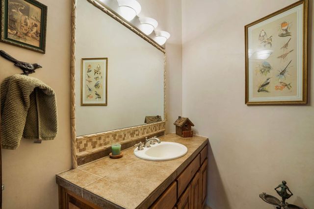 61 Paseo del Antilope, Santa Fe, NM 87506