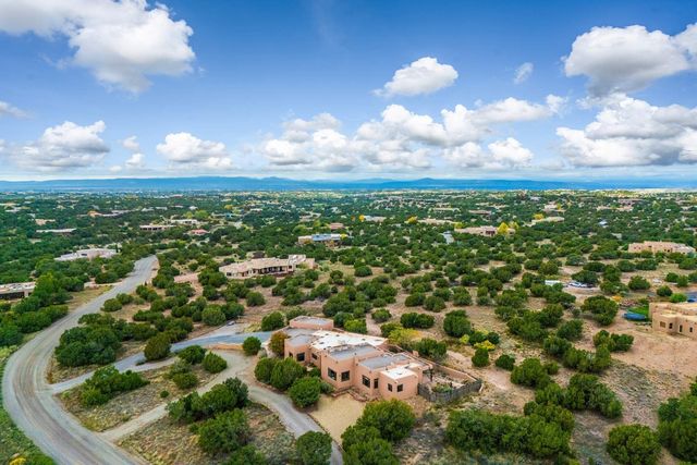 61 Paseo del Antilope, Santa Fe, NM 87506