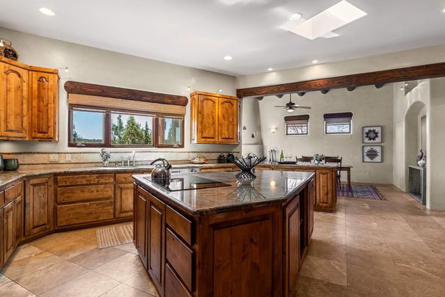 61 Paseo del Antilope, Santa Fe, NM 87506