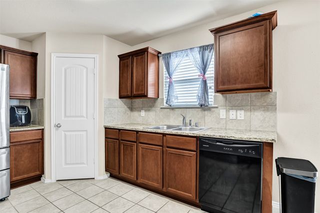 1201 Jasper Crossing, Princeton, TX 75407