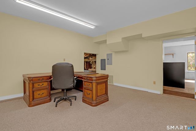 90 Bell Street, Manchester, CT 06040
