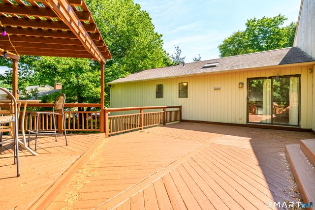 90 Bell Street, Manchester, CT 06040