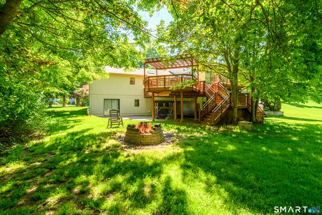 90 Bell Street, Manchester, CT 06040