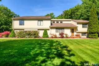 90 Bell Street, Manchester, CT 06040