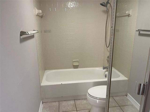 5361 ELM COURT 330, Orlando, FL 32811