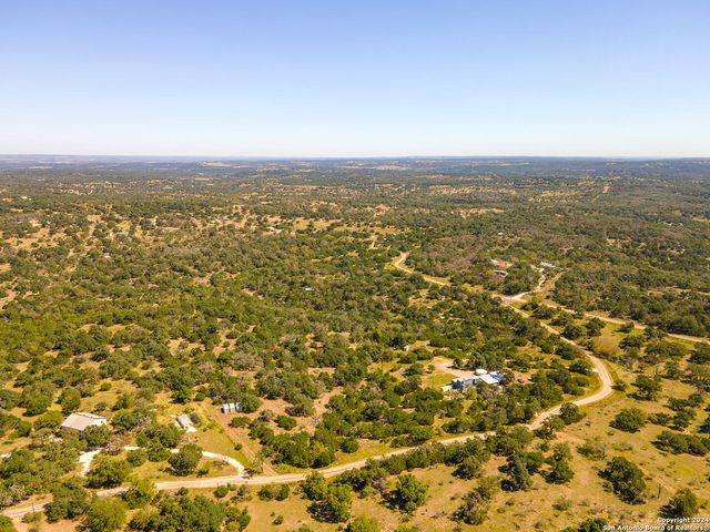 228 SPRING RD, Fredericksburg, TX 78624