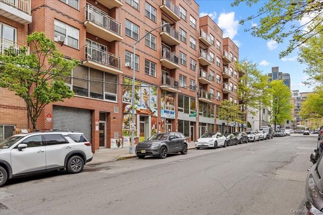 3519 Leavitt Street 4B, Flushing, NY 11354