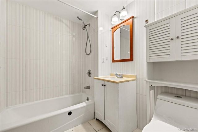 3519 Leavitt Street 4B, Flushing, NY 11354