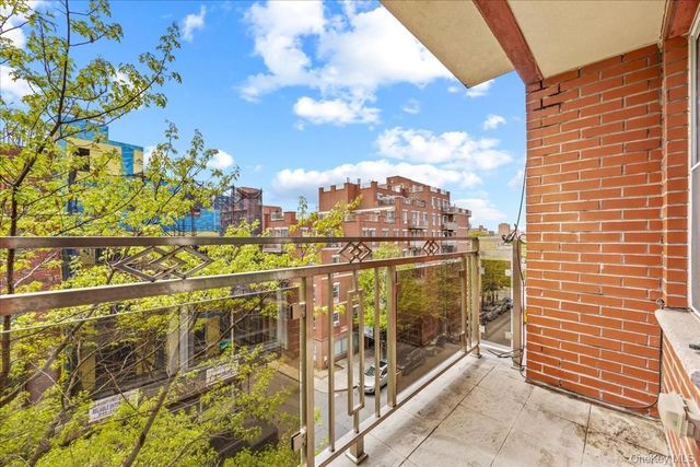 3519 Leavitt Street 4B, Flushing, NY 11354
