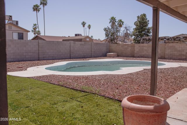 3739 W COLUMBINE Drive, Phoenix, AZ 85029