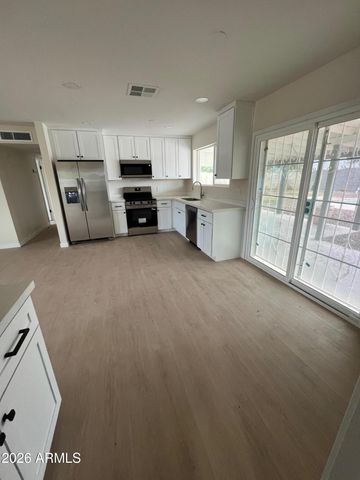 3739 W COLUMBINE Drive, Phoenix, AZ 85029