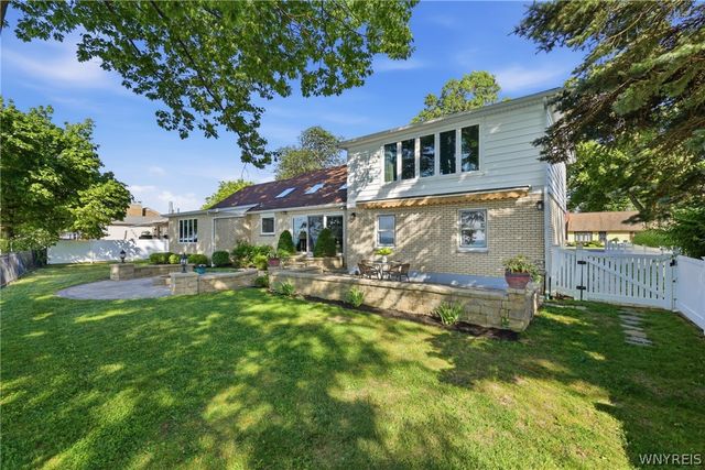 4548 Lake Shore Road, Hamburg, NY 14075