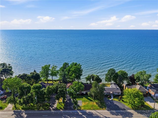 4548 Lake Shore Road, Hamburg, NY 14075