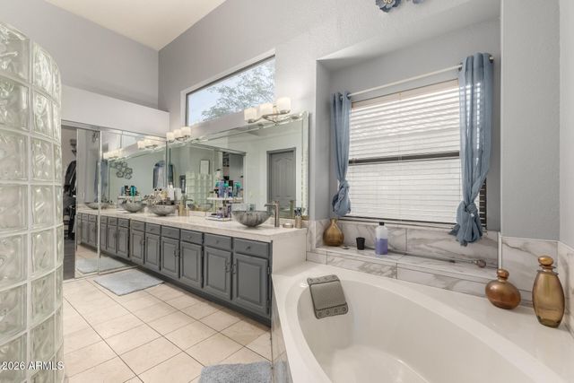 12715 E LUPINE Avenue, Scottsdale, AZ 85259